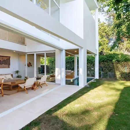 Hermosa Palms, Casa Lorenzo Beach Front Club House Playa Hermosa  Exterior photo